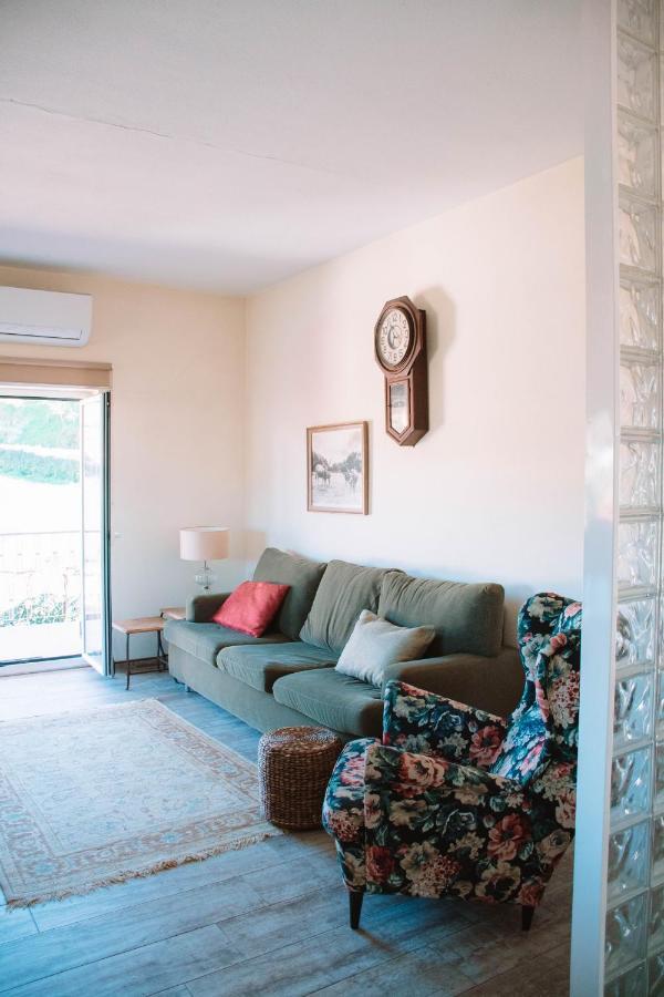 Just Like Home - Casa Antonio Em ปาเรเจส เจ โครา ภายนอก รูปภาพ